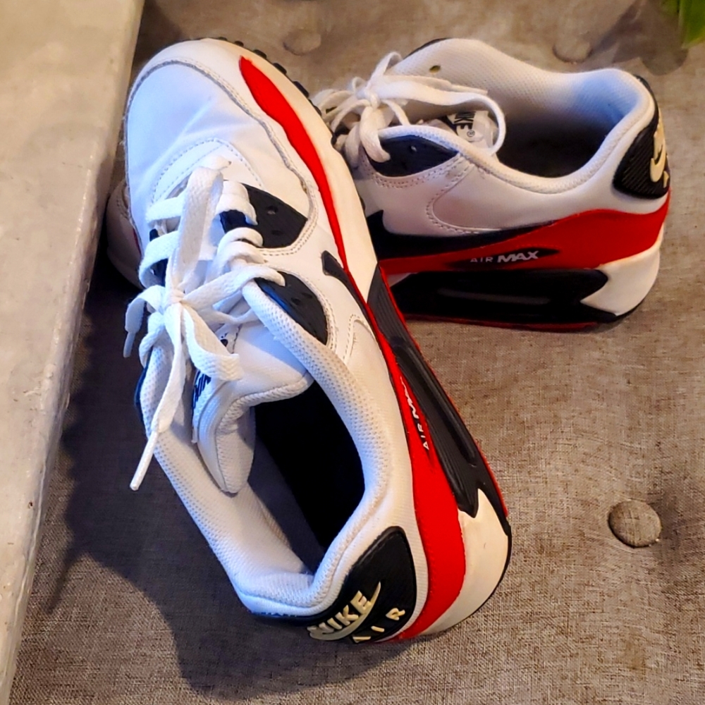 Nike